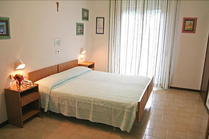 Hotel Marselli Rimini Exterior photo