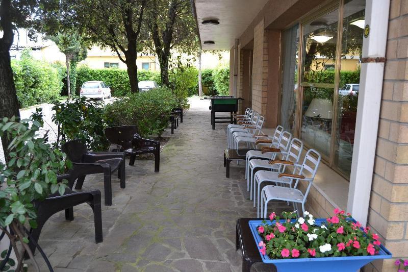 Hotel Marselli Rimini Exterior photo