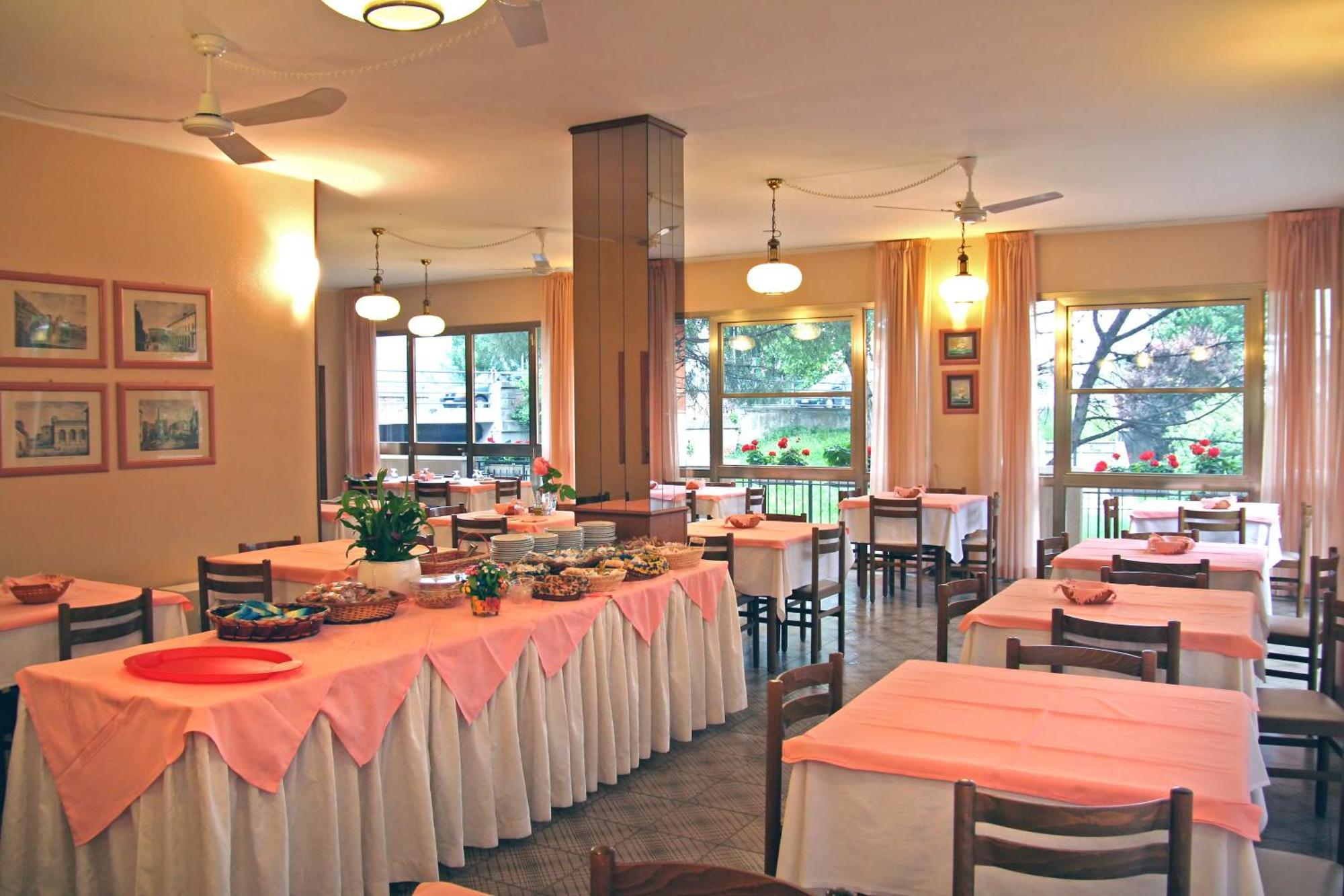 Hotel Marselli Rimini Exterior photo