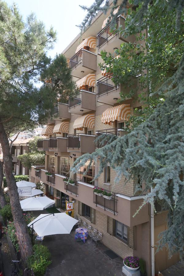 Hotel Marselli Rimini Exterior photo