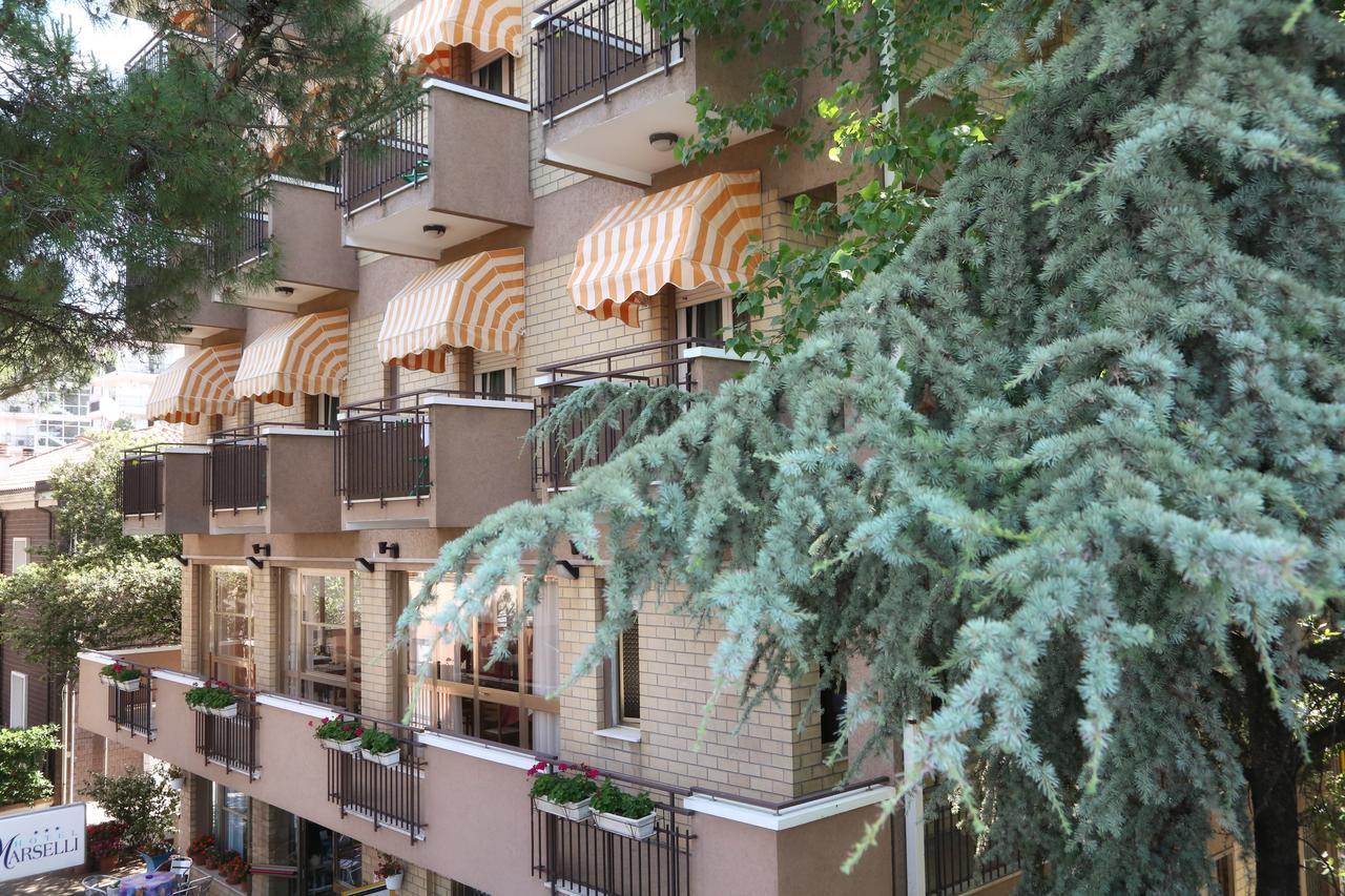 Hotel Marselli Rimini Exterior photo